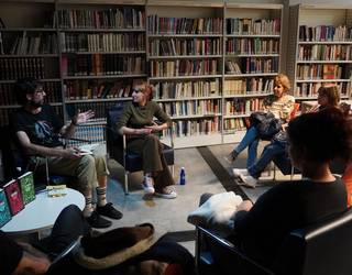 Etxean aurkeztu du Amancay Gaztañagak 'Martin Martina eta gauekoak'