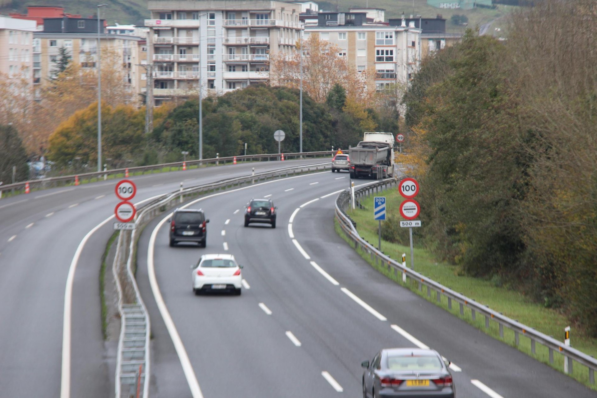 Trafikoa desbideratuko dute igandean AP-8 autobidean, Zarautz parean