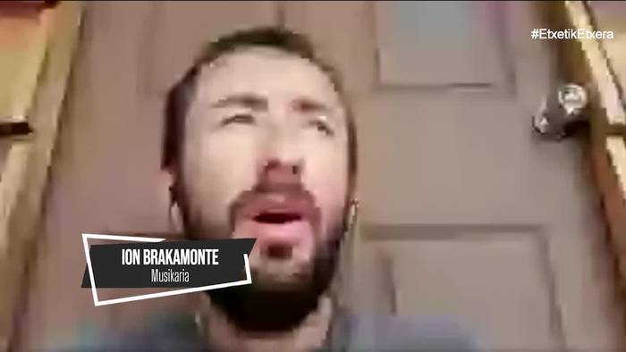 Ion Brakamonte: "Bizitzen ari garenarekin, janaria, ura eta osasuna izatea da ezinbesteko gauza bakarra"