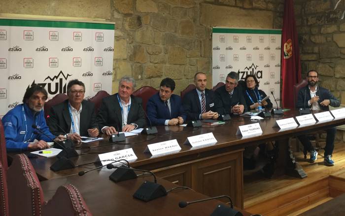 Zehaztu dute Itzuliko txirrindularien zerrenda ofiziala