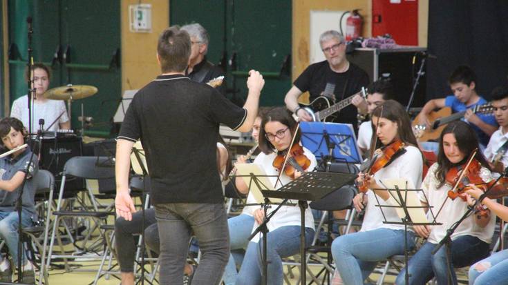 Gabonetako jaialdia eskainiko dute Imanol Urbieta Musika Eskolakoek
