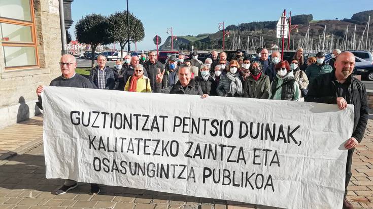 Gabonetako oporren aurreko azken protesta egin dute gaur pentsiodunek