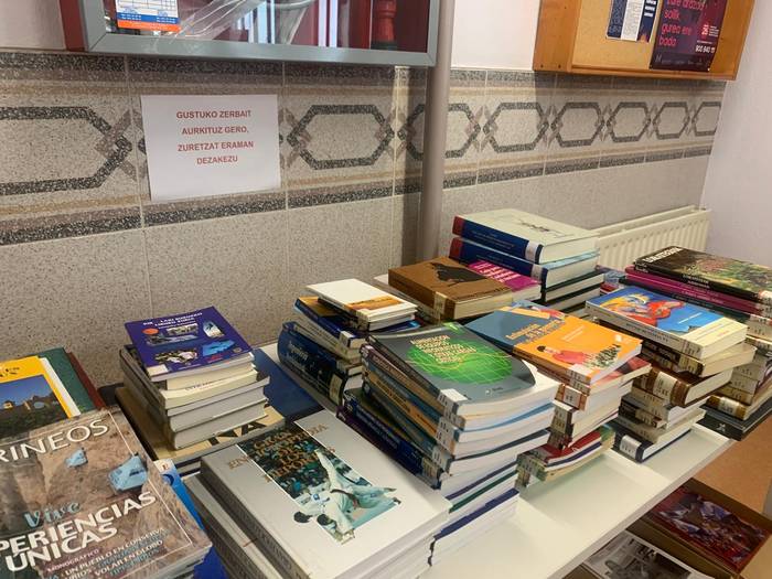 Deskatalogatutako liburuen azken aleak etxera eramateko aukera dago oraindik