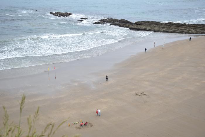 Hondartza denboraldia martxan, baina giro kaskarrarekin