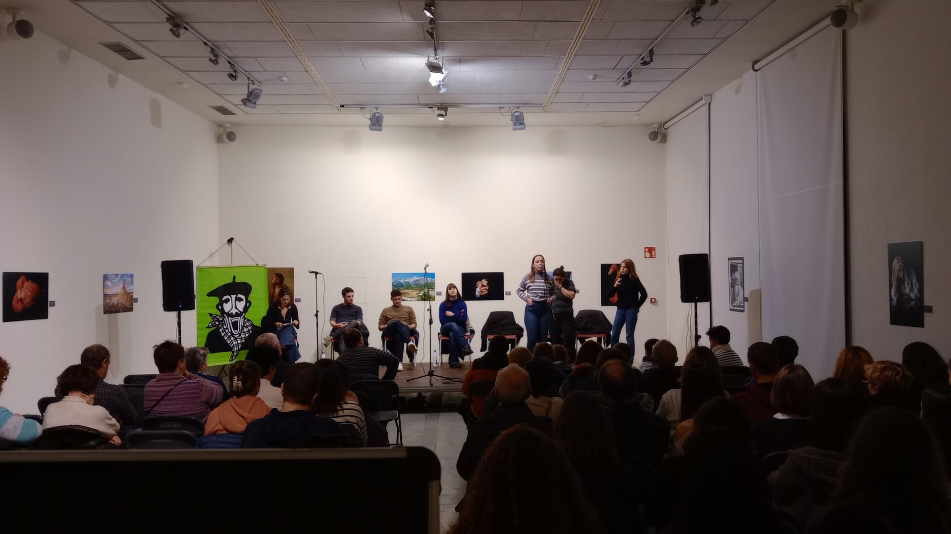 Bertsolari gazteen lana entzuteko aukera izan da Zumaian