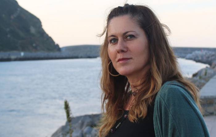 Olatz Zugasti: "Banuen atzera begirako bildumatxo bat egiteko asmoa"