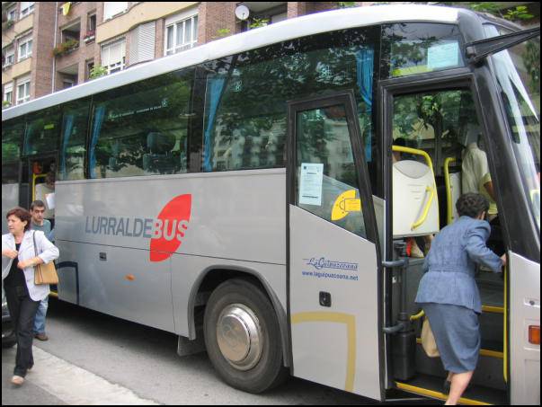 Zarautz-Getaria arteko autobusen zerbitzua hedatuko da goizeko lehen orduetan