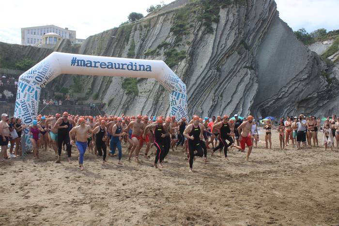 Zabaldu dute Itzurun-Arranpla itsas zeharkaldirako izen ematea
