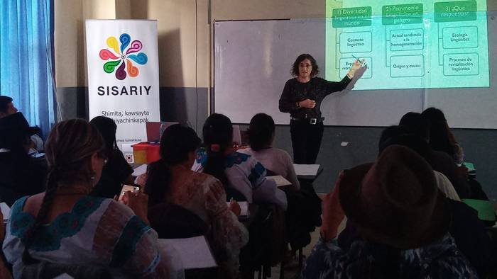 Belen Uranga Ekuadorren da, Kitxuaren Biziberritze Estrategietako Ikastaroan parte hartzen