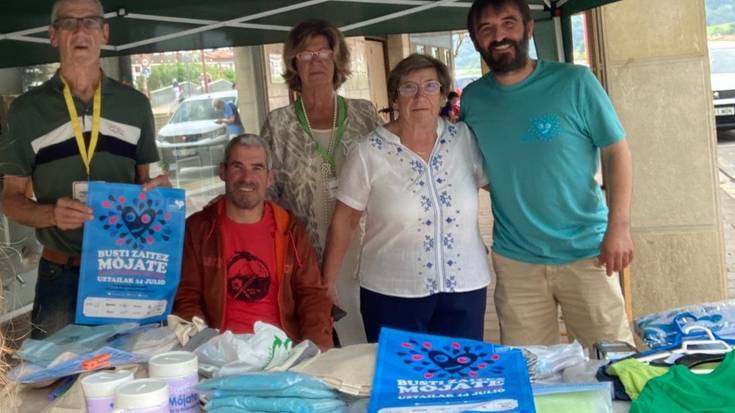 Esklerosi anizkoitzeko elkartearen aldeko mahaia jarriko dute bihar Erriberan