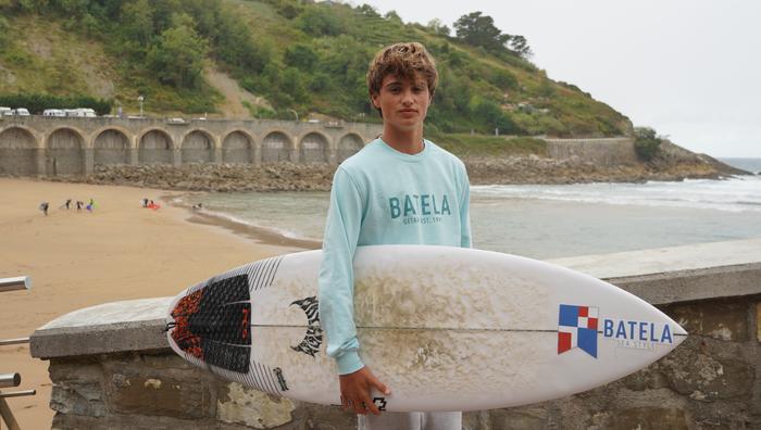 Euskal Surf Zirkuituko finalera sailkatu da Noah Arakistain