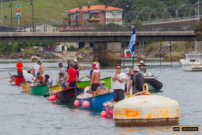 Laredotik Hendaiara doan Trophée Teink estropadak geldialdia egin du Orion