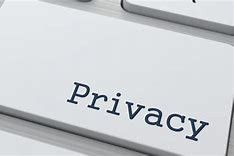 Non gelditzen da pertsonaren ohore eta intimitate eskubidea?