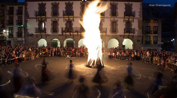 Oñatzen eta Urrestillan ez ezik, Azpeitiko plazan ere San Juan sua piztuko dute larunbatean