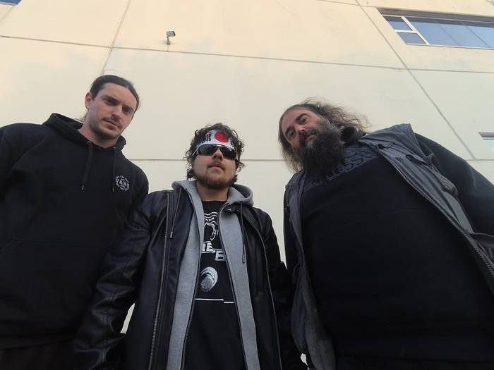 Kontzertua: Sons of Decay, Molykote eta talde sorpresa