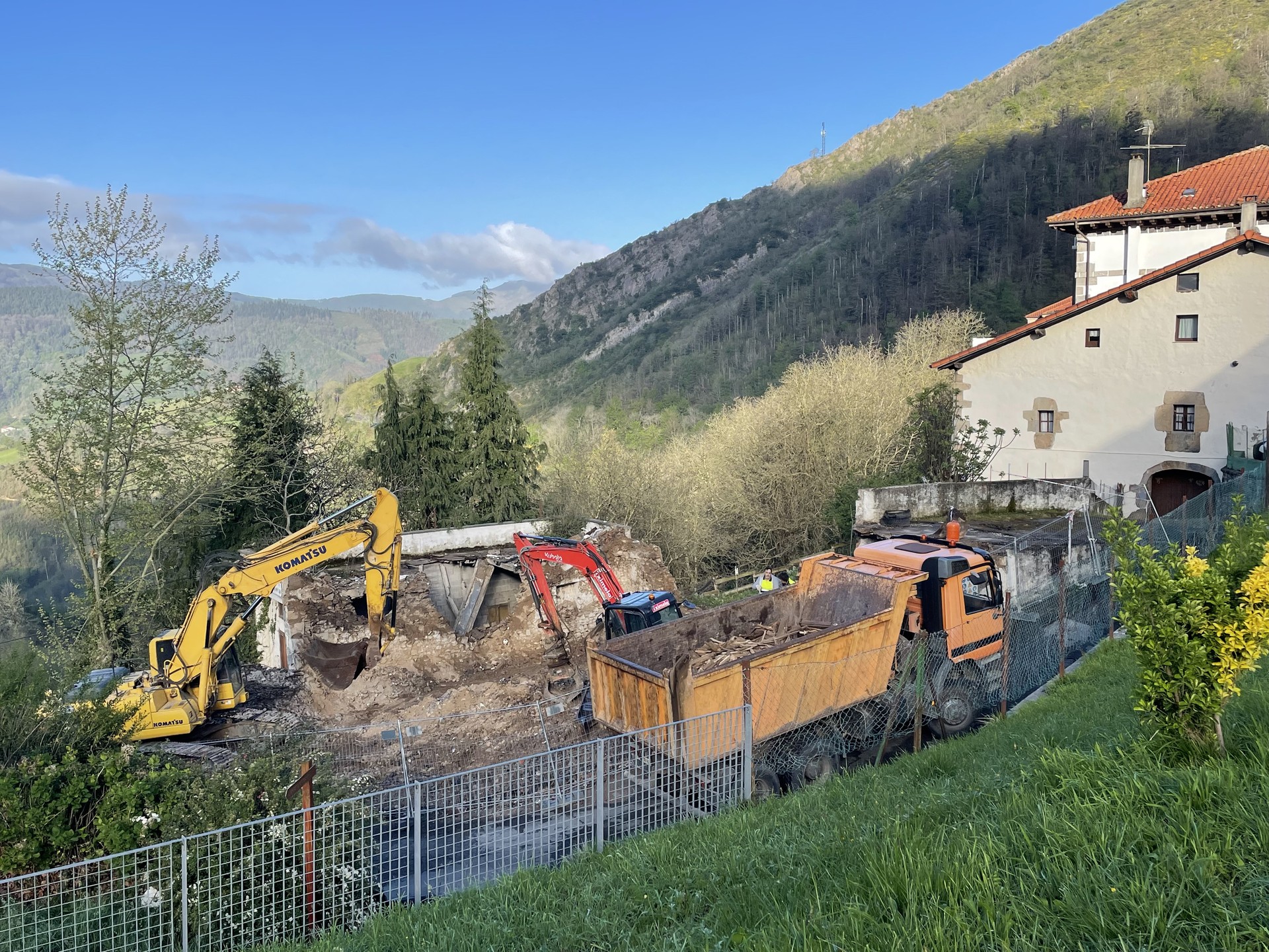Etxebizitza berriak eraikiko ditu Etorlurrek Beizaman