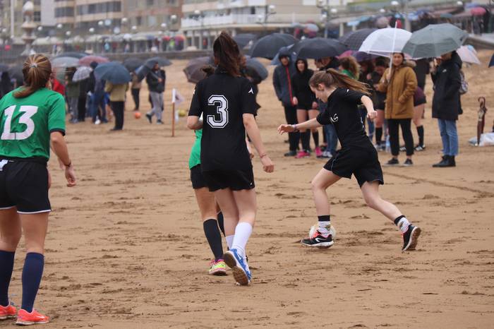 Ireki dute 77. Hondartzako Futbol Txapelketarako izen-ematea