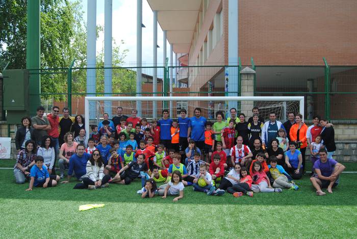 Futbol Eskolako izen-emate orriak Lubakiko harreran ere entregatu daitezke