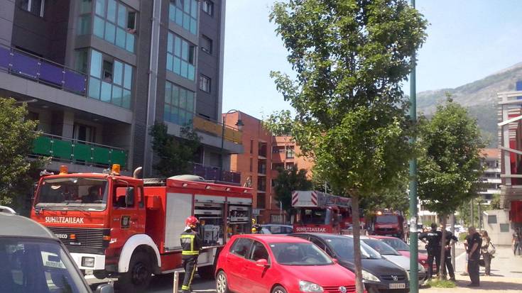 Zauritu bat Euskal Herria auzoko etxebizitza batean izan den sutean