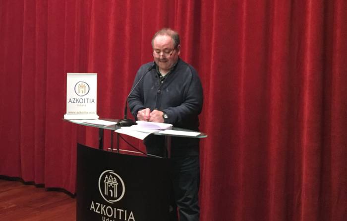 Juan Ramon Alberdik irabazi du Azkoitiko Bizenta Mogel ipuin lehiaketa
