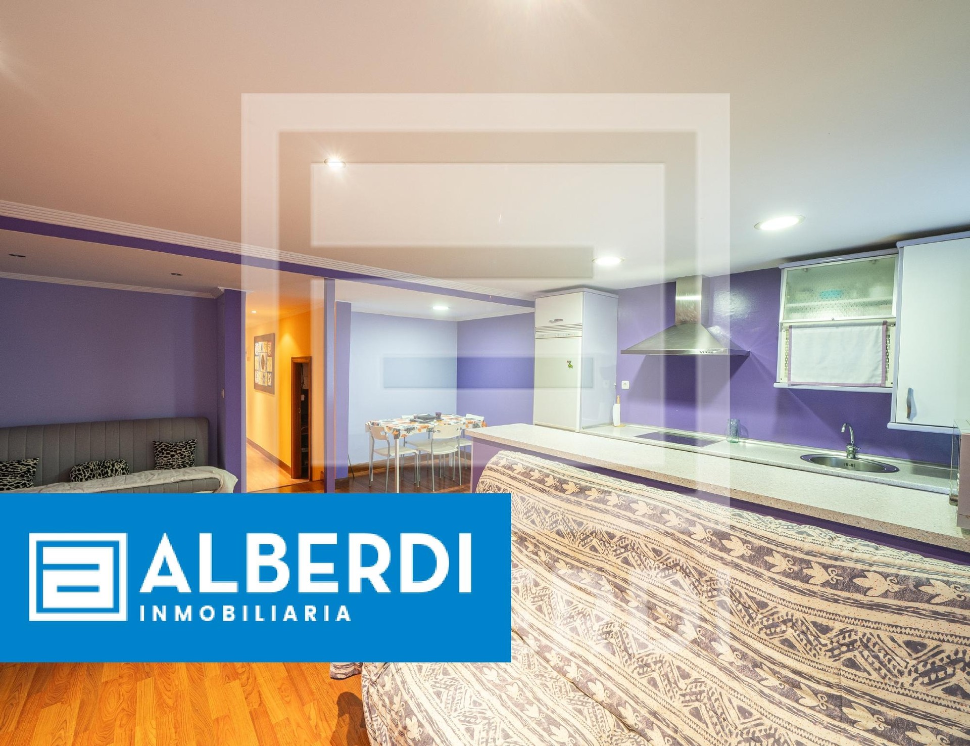 Alberdi Inmobiliaria: eraberritutako etxebizitza salgai Kale Nagusian
