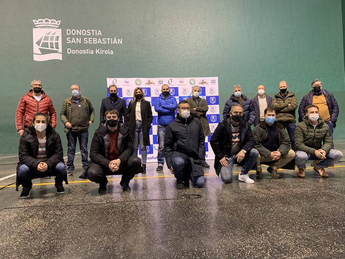 Jon Ander Azkue, Gipuzkoako Futbol Federazioko batzordekide