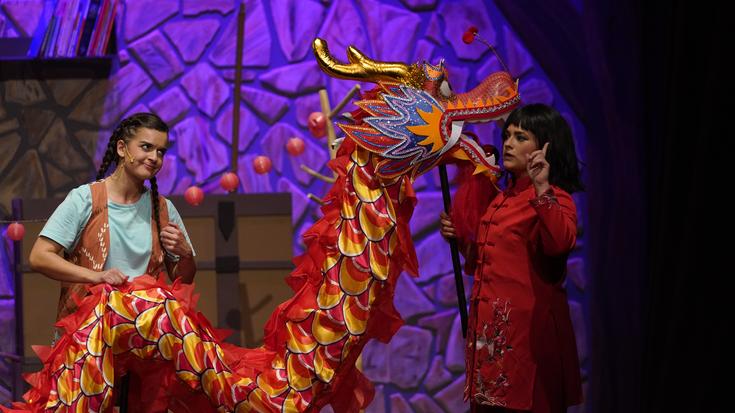 Zarauzko Hitzak zozkatu ditu 'Munduari itzulia 80 egunetan' haur antzerkirako sarrerak