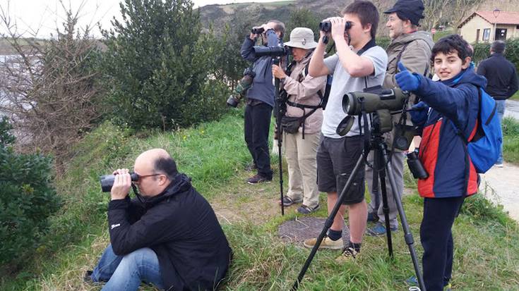 Datozen asteetarako hitzaldi ibiltariak antolatu ditu Arkamurkak