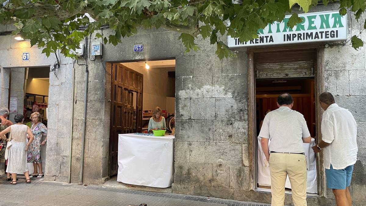 Caritasek ostegunean banatuko ditu andremarietako sariak