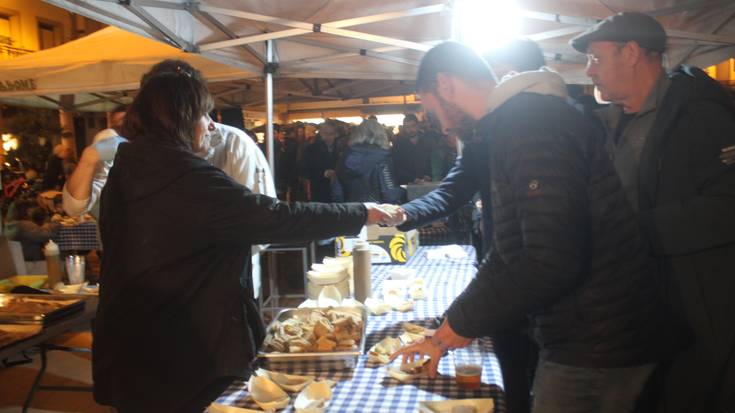 Merkatua Bizirik elkarteak herritarrekin ospatuko du bere urteurren festa