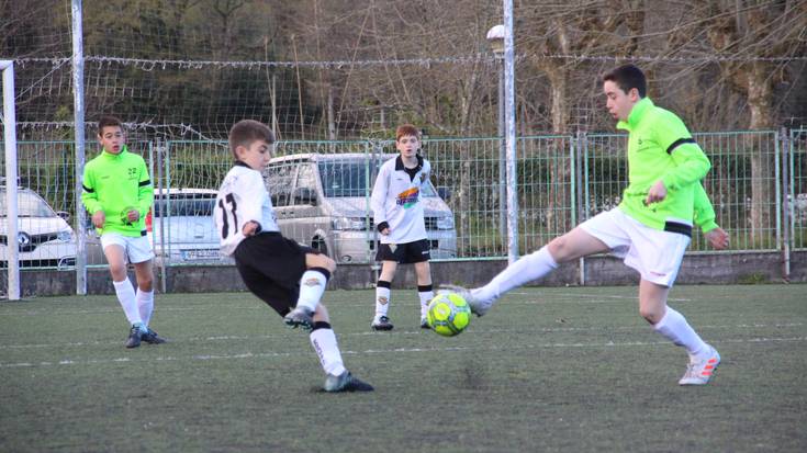 Haur eta gaztetxoen futbol txapelketak egingo dituzte Astin ostiral eta larunbatean