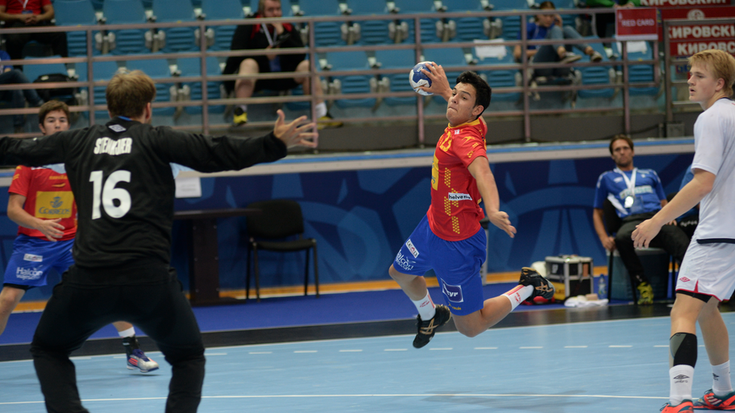 Lehen fasean bigarren eginda sailkatu da Espainiako selekzioa final-zortzirenetara