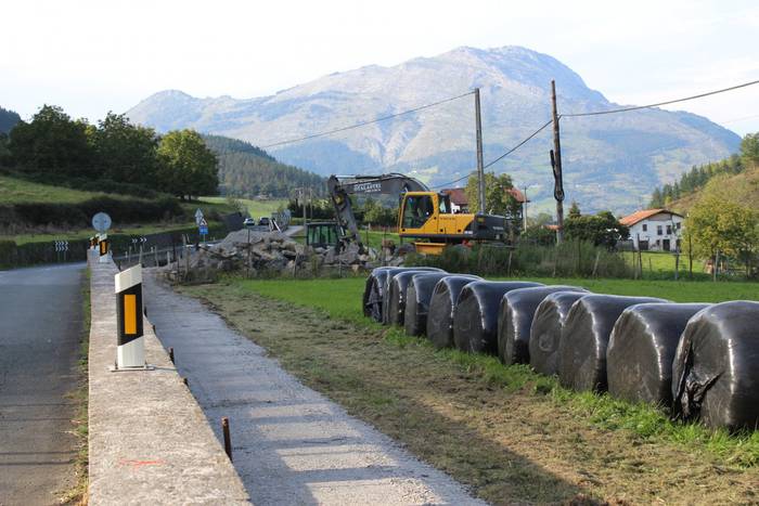 Hiru geltoki egingo dituzte Beizama eta Azpeitia arteko autobusentzat