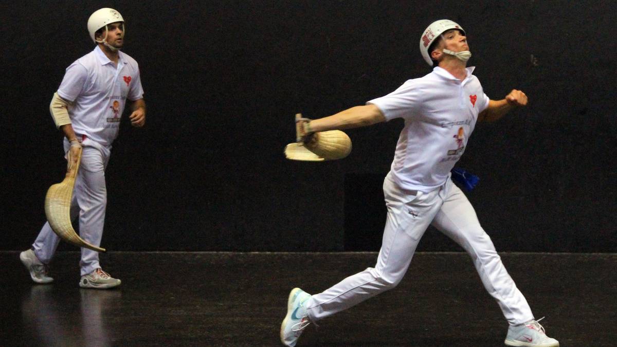 Dinastia Etxabe txapelketako finalak jokatuko dituzte gaur Aitzurin