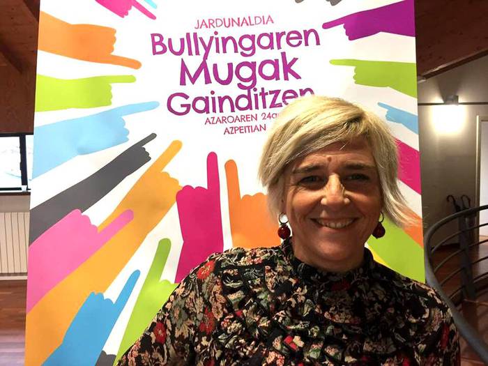 Eli Moreno: "Bullying-ari aurre egiteko komunitatearen inplikazioaren beharraz konturatzea eta aurre egiteko estrategia desberdinak ezagutzea da helburua"