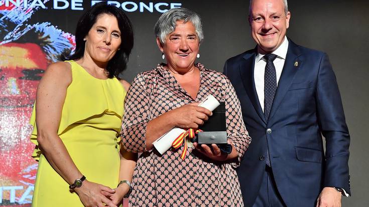 Inma Saenz de Santamariak jaso du Espainiako federazioaren aitortza