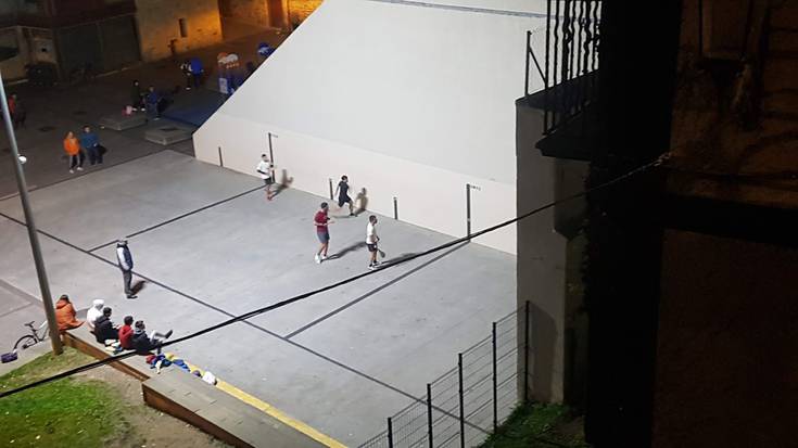 Datorren astean jokatuko dira pala txapelketa herrikoiko finalerdiak