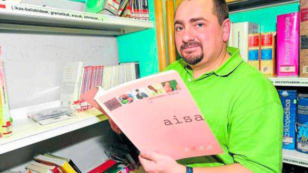 Gurasoentzako euskarari buruzko bi hitzaldi antolatu ditu Zaragueta Herri Eskolak
