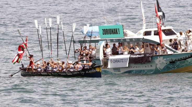 Estropadak: Zarauzko Arraun Elkartearen Ikurriña (Euskotren eta Eusko Label ligak)