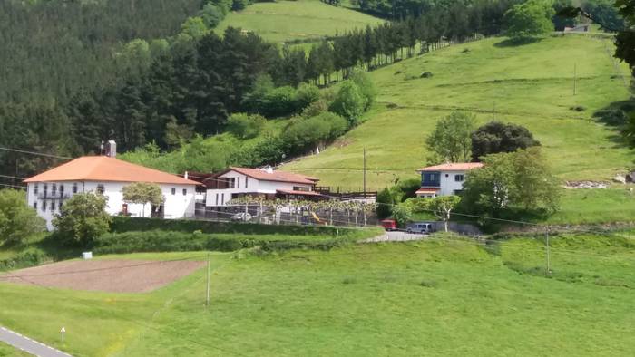 San Emeterio eta San Zeledon jaiak ospatuko dituzte igandean Martirieta auzoan