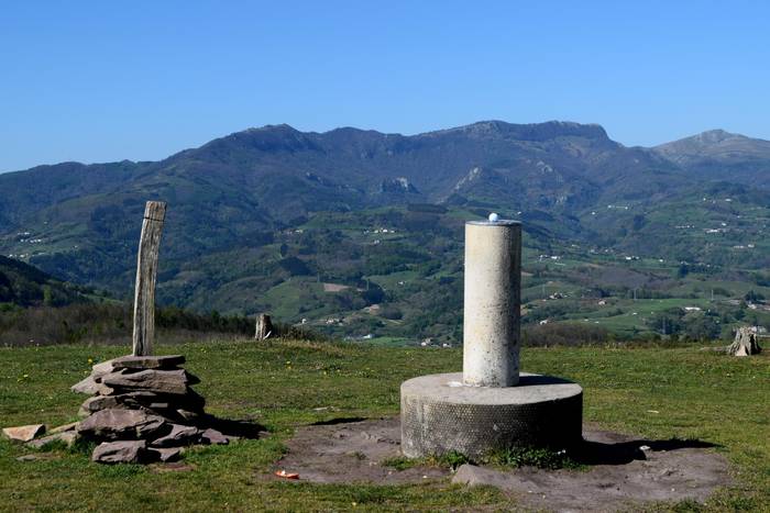 Oindolar bisitatuko du Indamendik urteko lehen irteeran