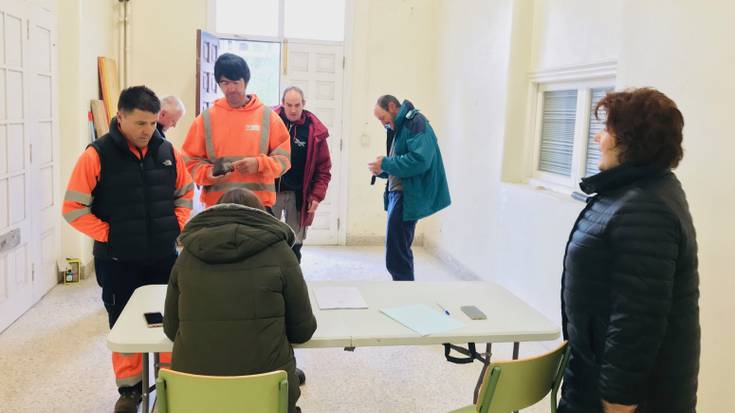 Brigadako lanpostuen oposizio-lehiaketako azken azterketa egiten ari dira Esklabetan