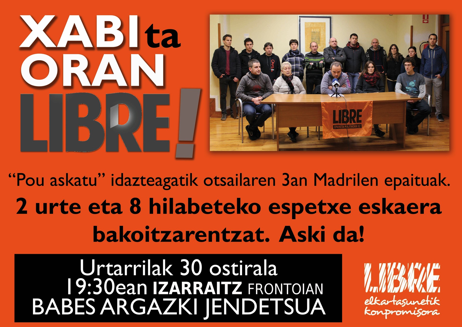 Bi azpeitiar gazte auzipetuei babesa agertzeko argazkia aterako dugu ostiralean, Izarraitz pilotalekuan