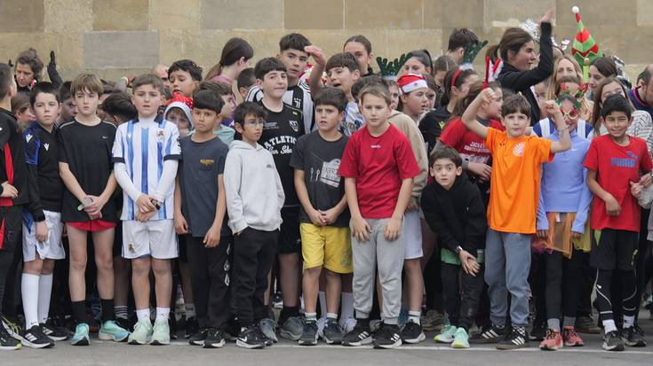 Dozenaka getariar korrika, urtea agurtzeko