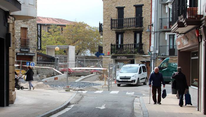 Hil honetan hasiko dira Zarauzko Alde Zaharra oinezkotzeko bigarren faseko lanekin