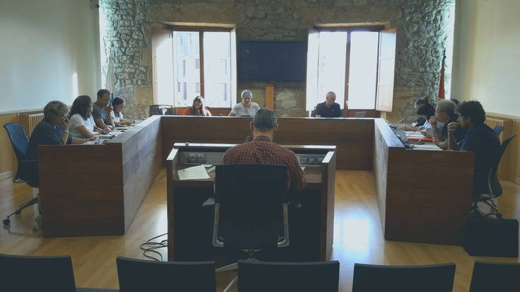 Gazteen emantzipazioa helburu duen 'Aloikaru beka' programa onartu du Udalak