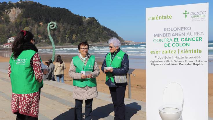 Koloneko minbiziaren aurka "esertzera" deitu du AECC-k