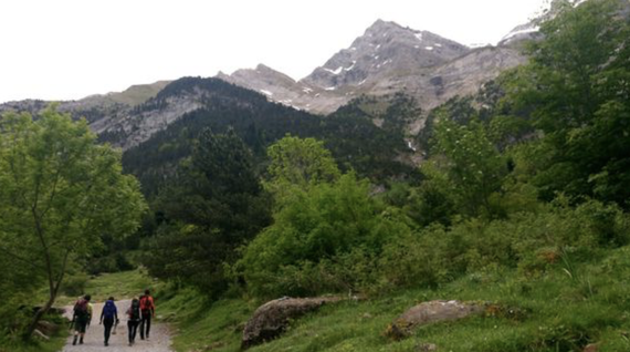 Lagun Onak M.B.k asteburuan Pirinioetara egin behar zuen irteera, bertan behera