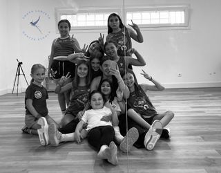 Enara Lanzeta dantza eskolakoek ikuskizuna eskainiko dute zapatuan, Berdura Plazan