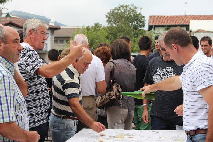 Bada sagardoa Aizarnazabalen